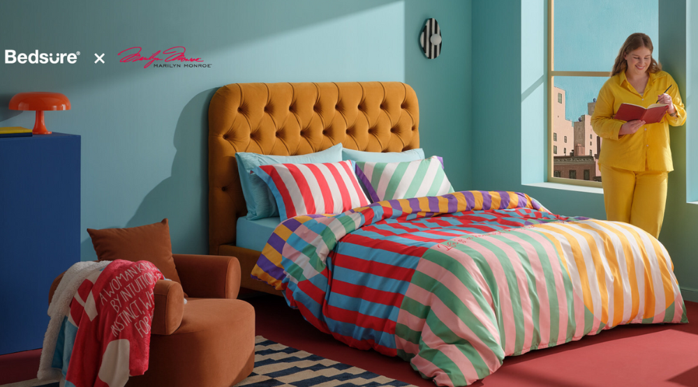 Selling a three piece bed set for a monthly income of 4 million US dollars and making money while lying down?