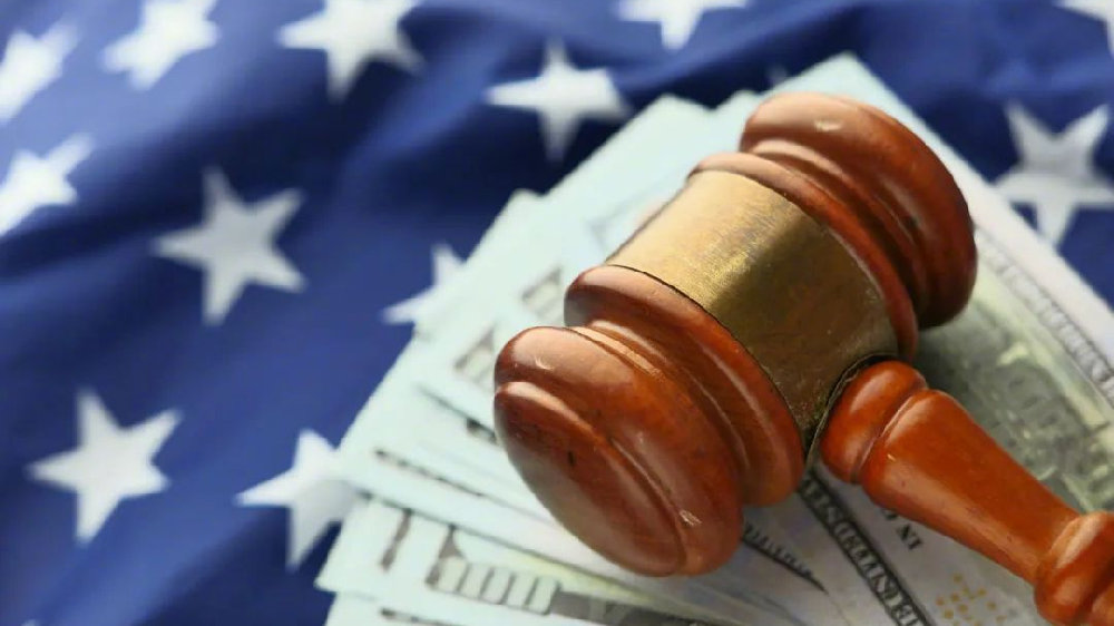 Under high tariffs, American youth are turning to the second-hand market, causing the global market to soar to $1.3 trillion