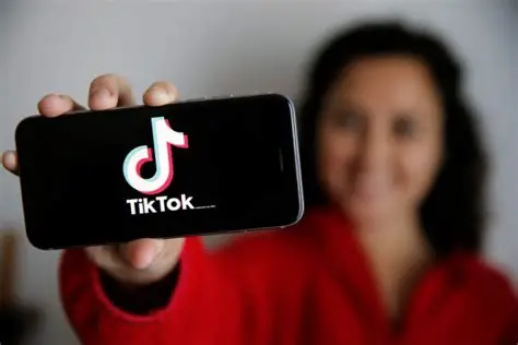 Who says beginners don't have a chance?  TikTok Europe launches' safe zone ', take you flying hand in hand!